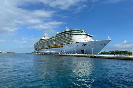 Cruise Ship